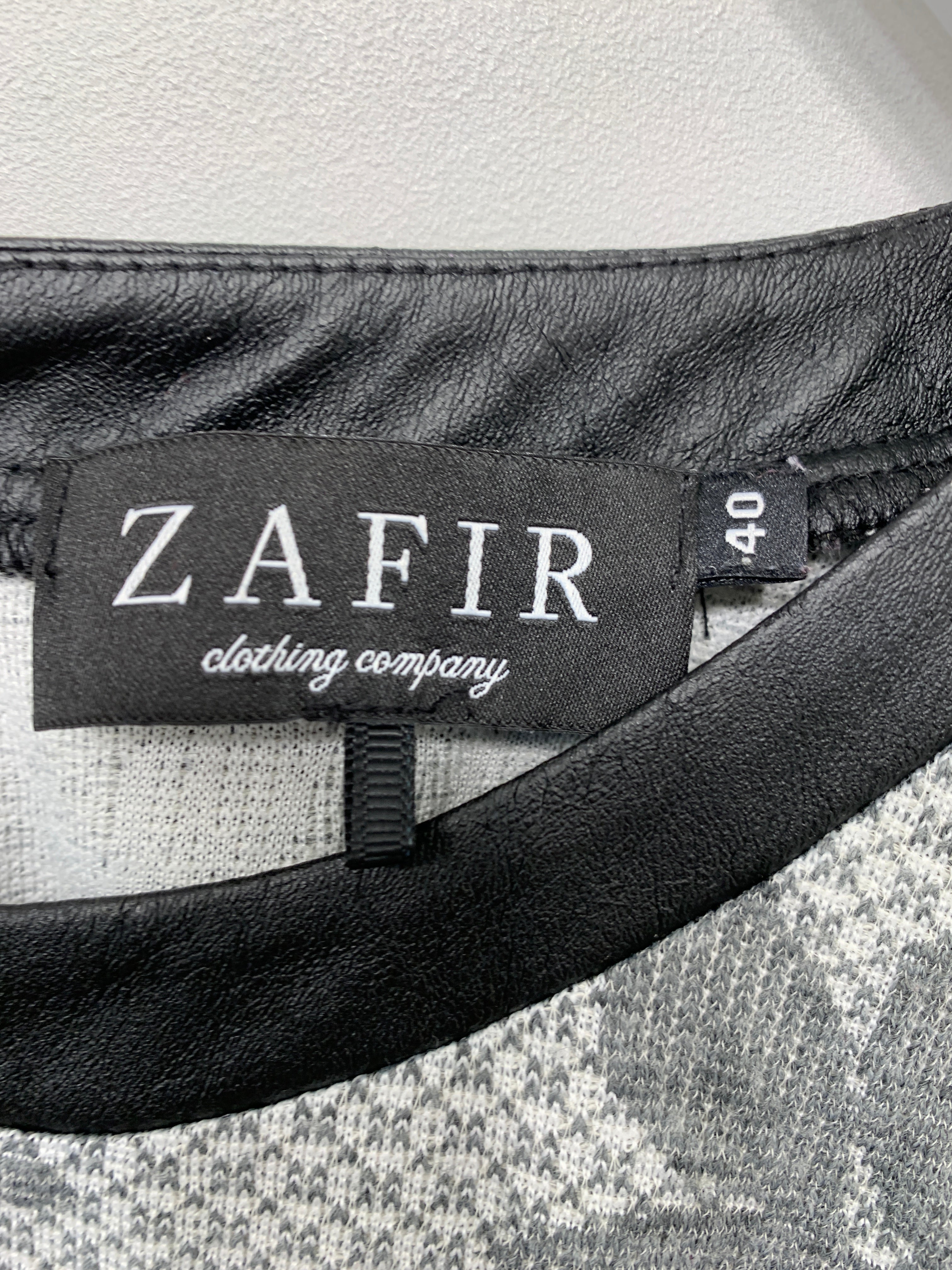 Zafir Kjole
